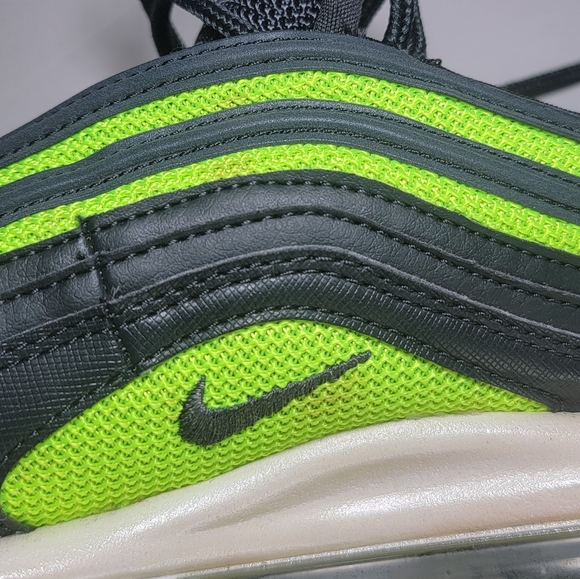 Nike - Picture 7 of 8